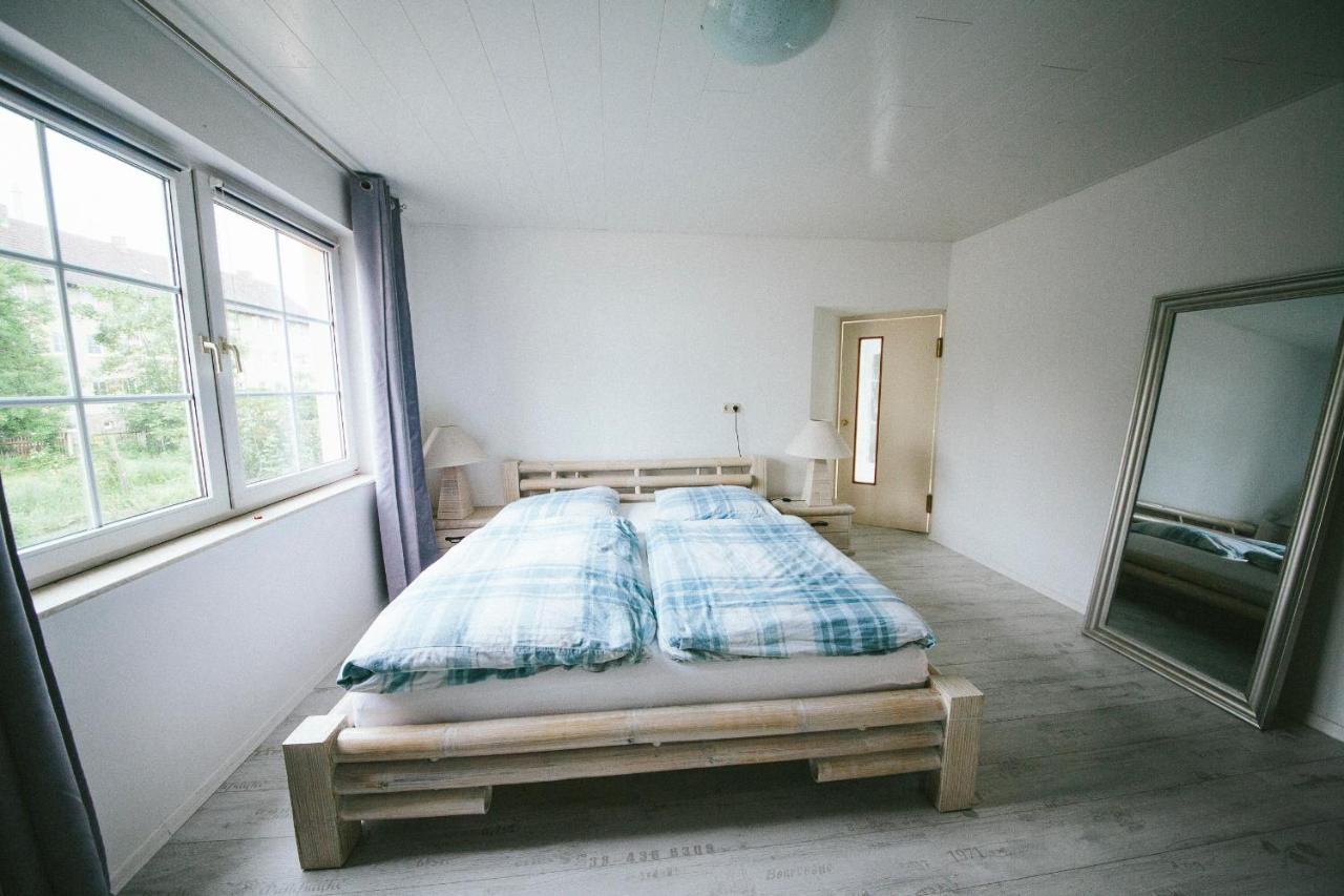 Grosse & Voll Ausgestattete Apartments, Studios, Doppelzimmer, Workspace, Parkplatz, Netflix, Prime & Schnelles Wifi In Ruhiger Lage Mit Garten Rudolstadt Εξωτερικό φωτογραφία
