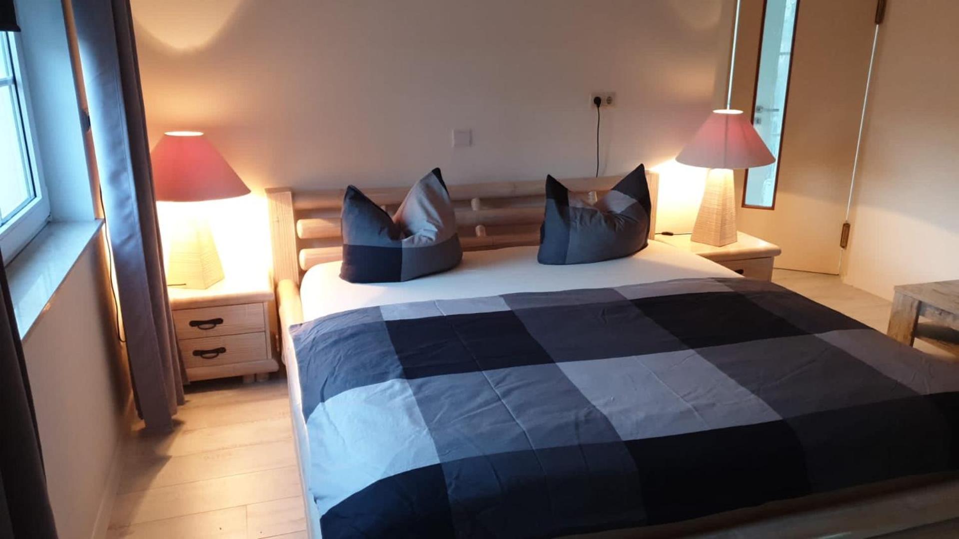 Grosse & Voll Ausgestattete Apartments, Studios, Doppelzimmer, Workspace, Parkplatz, Netflix, Prime & Schnelles Wifi In Ruhiger Lage Mit Garten Rudolstadt Εξωτερικό φωτογραφία