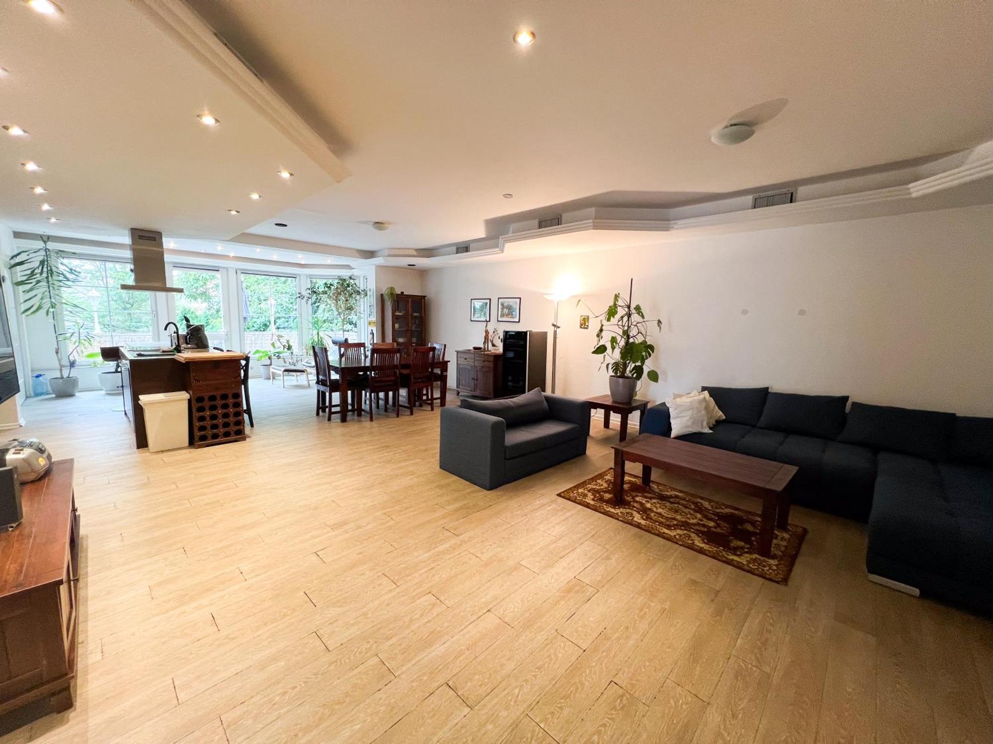 Grosse & Voll Ausgestattete Apartments, Studios, Doppelzimmer, Workspace, Parkplatz, Netflix, Prime & Schnelles Wifi In Ruhiger Lage Mit Garten Rudolstadt Εξωτερικό φωτογραφία